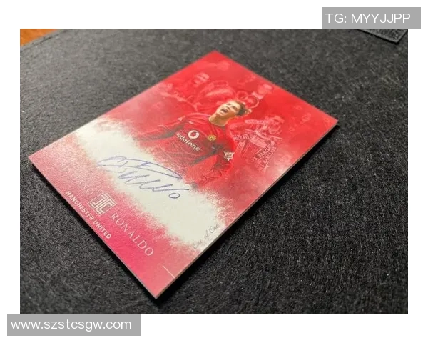 全新推出足球明星卡片C罗马赛克盒限量版精彩亮相收藏必备