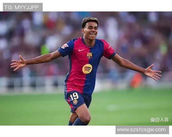 聚焦足球球星孩子成长故事与亲情陪伴的温情瞬间 聚焦足球球星孩子成长故事与亲情陪伴的温情瞬间