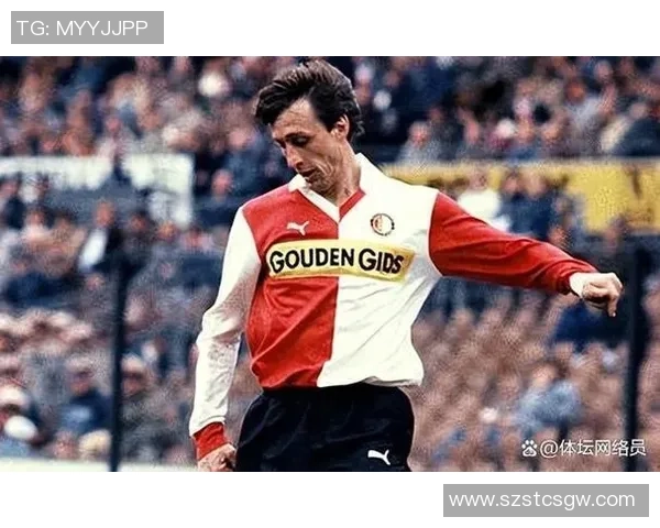 足球历史十大传奇球星巅峰时刻盘点,回顾他们的辉煌成就与影响力 足球历史十大传奇球星巅峰时刻盘点,回顾他们的辉煌成就与影响力