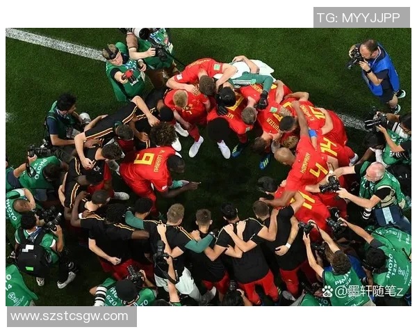 足球明星驰骋绿茵场之外的另一激情 赛场上的骑马冒险与挑战 足球明星驰骋绿茵场之外的另一激情 赛场上的骑马冒险与挑战